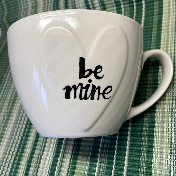 “Be Mine” mug (set of 2) - Picture 5 of 9